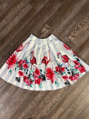 White Floral & Flamingo Pleated Midi Skirt